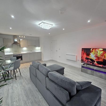 Serenity Waterfront 2 Bed Apartment Northfleet Esterno foto
