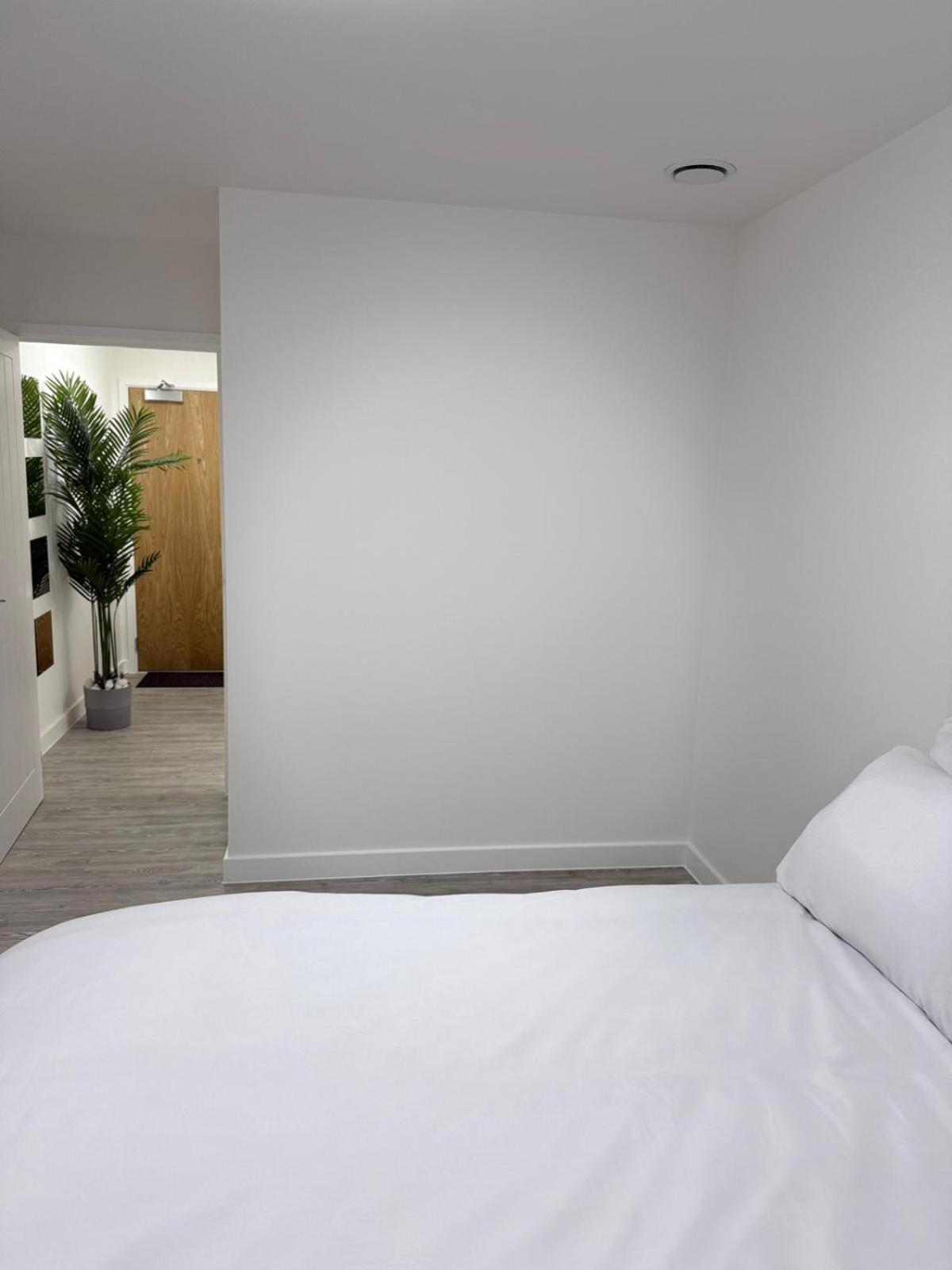Serenity Waterfront 2 Bed Apartment Northfleet Esterno foto