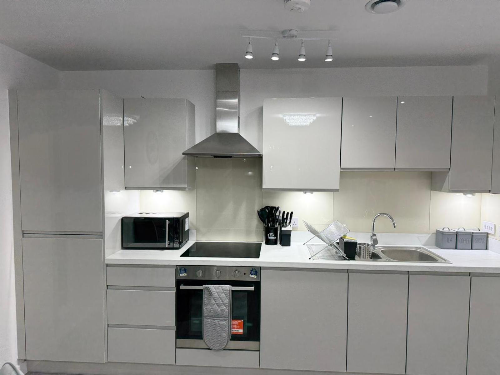 Serenity Waterfront 2 Bed Apartment Northfleet Esterno foto