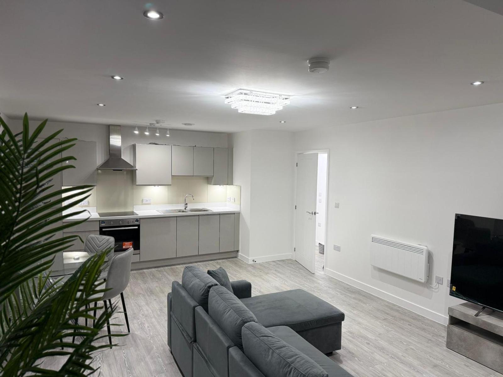 Serenity Waterfront 2 Bed Apartment Northfleet Esterno foto