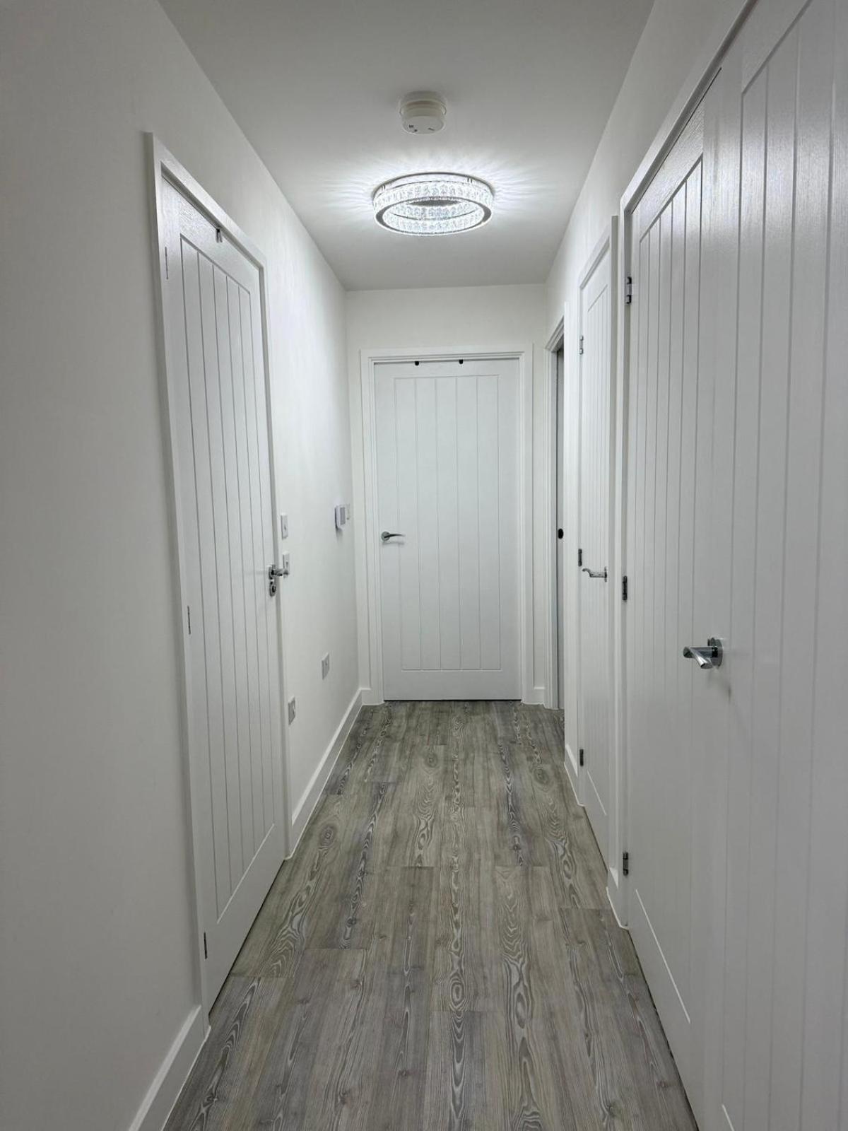 Serenity Waterfront 2 Bed Apartment Northfleet Esterno foto