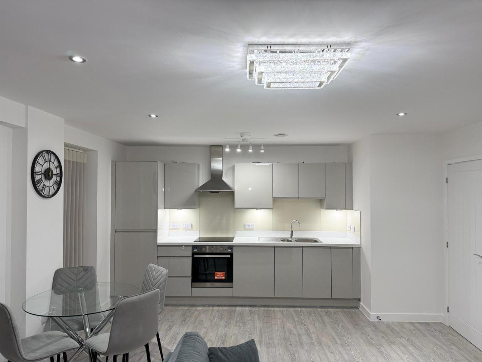 Serenity Waterfront 2 Bed Apartment Northfleet Esterno foto