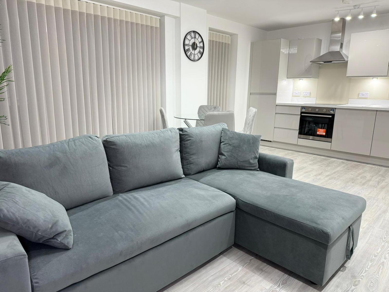 Serenity Waterfront 2 Bed Apartment Northfleet Esterno foto