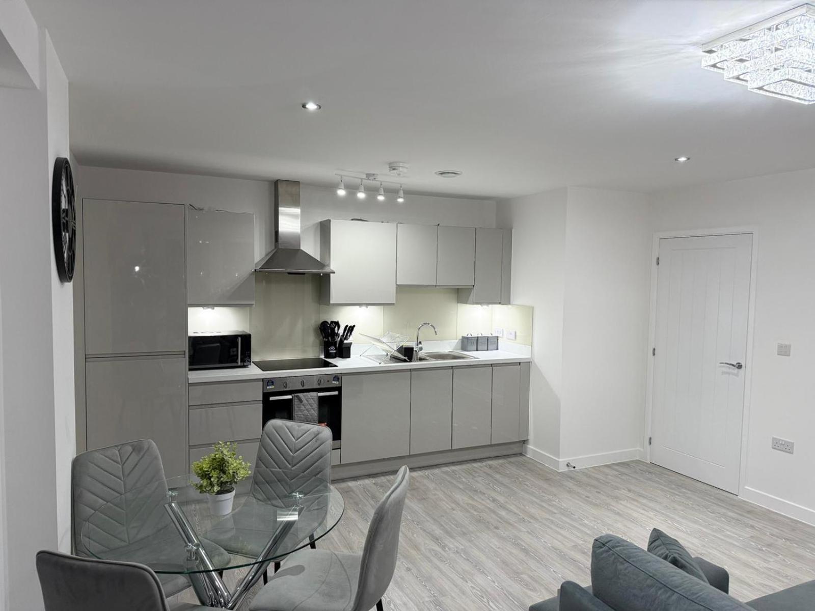 Serenity Waterfront 2 Bed Apartment Northfleet Esterno foto