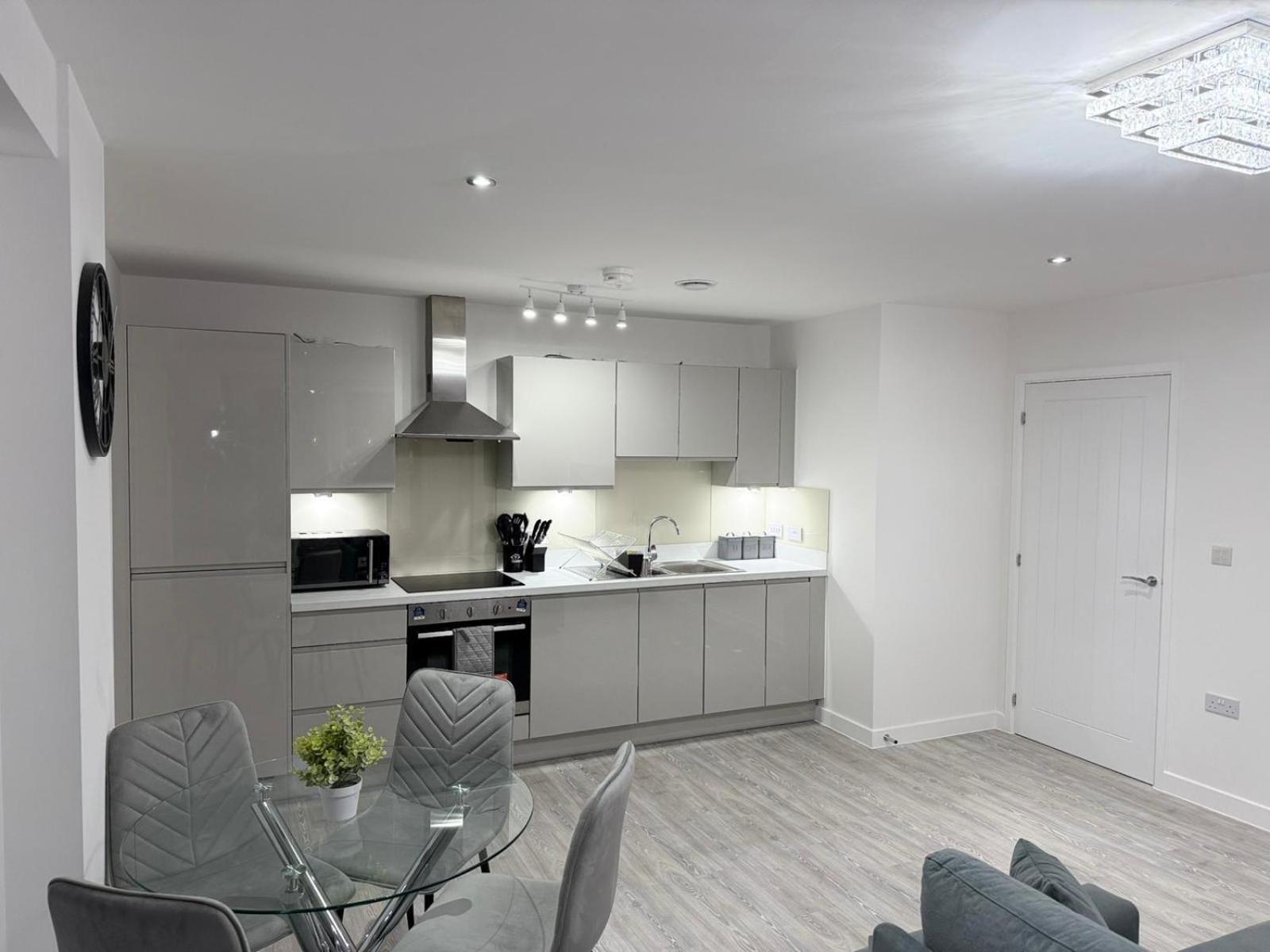 Serenity Waterfront 2 Bed Apartment Northfleet Esterno foto